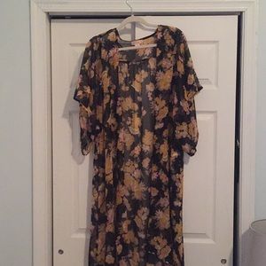Black floral sheer kimono